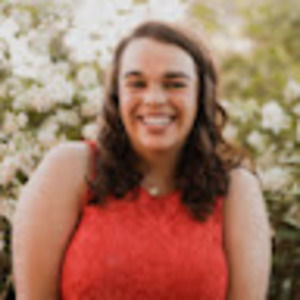 Meet your Posher, Caitlin